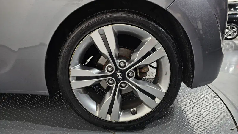 Hyundai Veloster