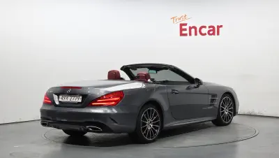 Mercedes-Benz SL-Class