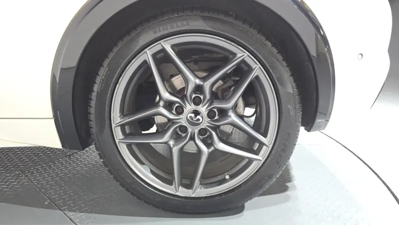 Infiniti Q30