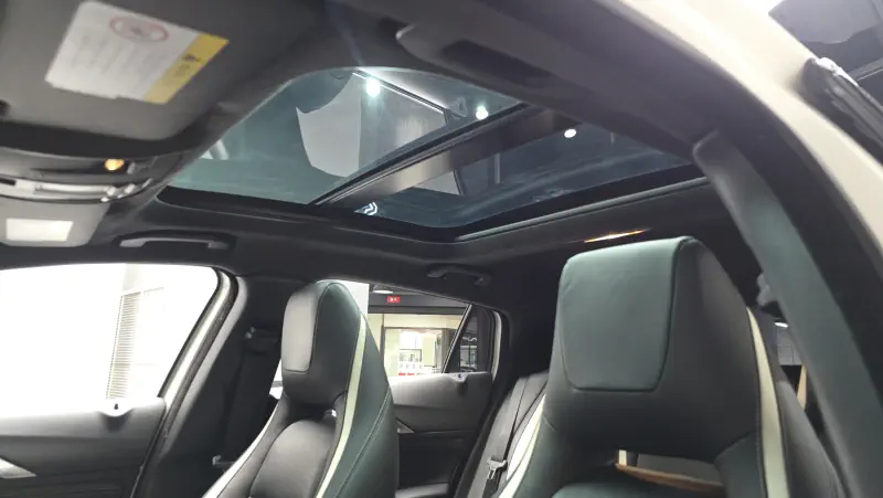 Infiniti Q30