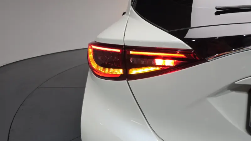 Infiniti Q30