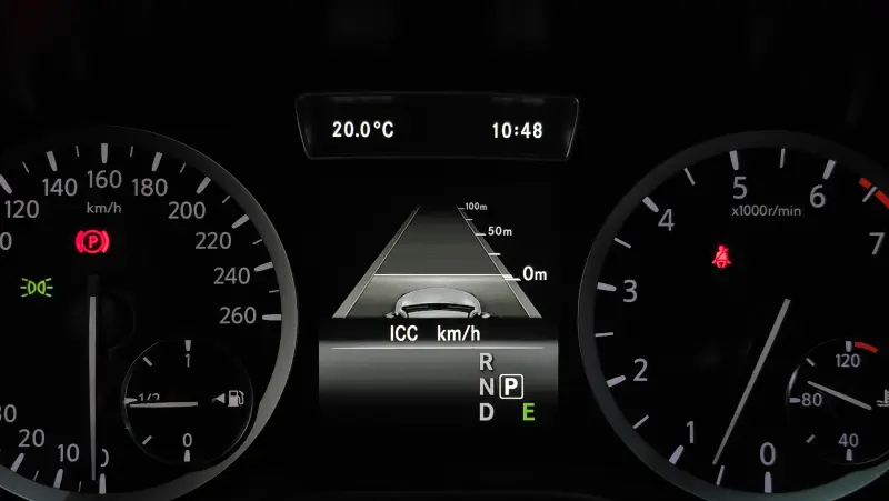 Infiniti Q30