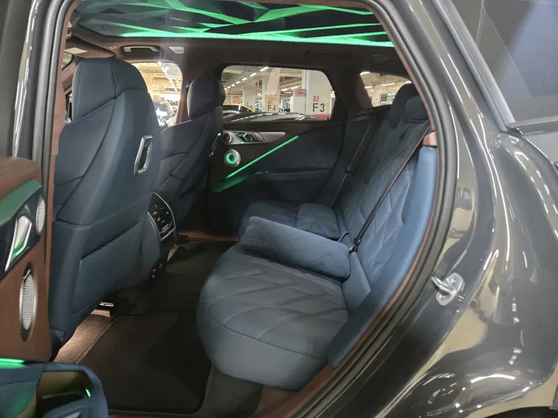 BMW XM