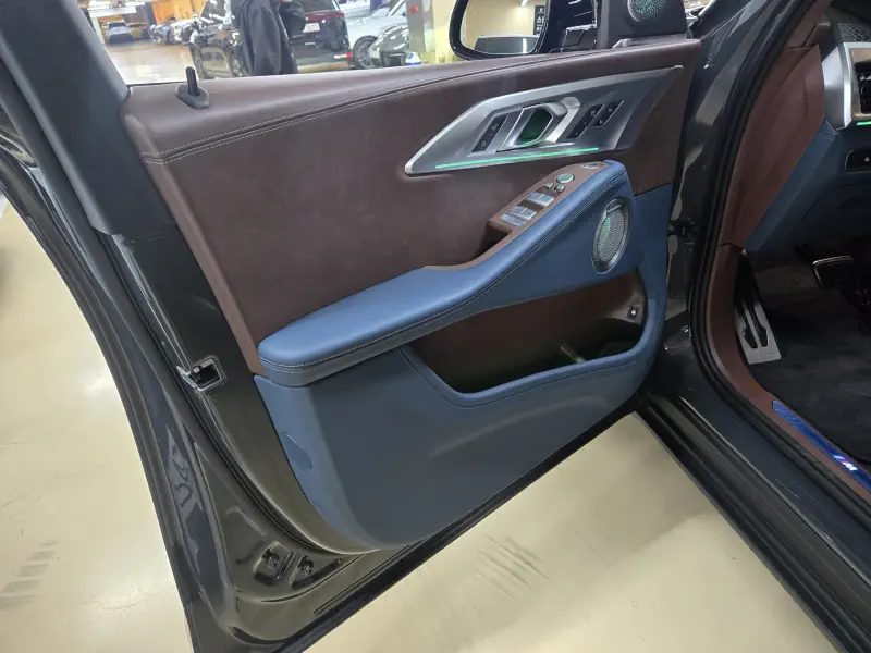 BMW XM