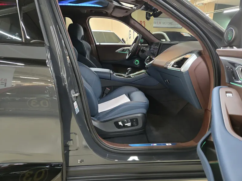 BMW XM