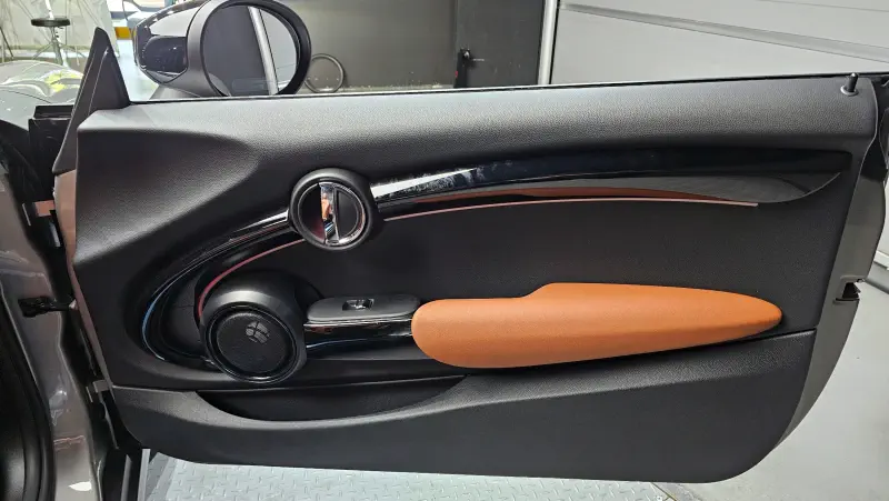 MINI Cabrio