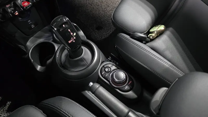 MINI Hatch