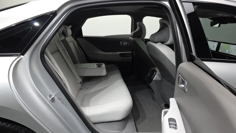 Hyundai Ioniq 6