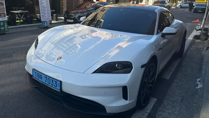 Porsche Taycan
