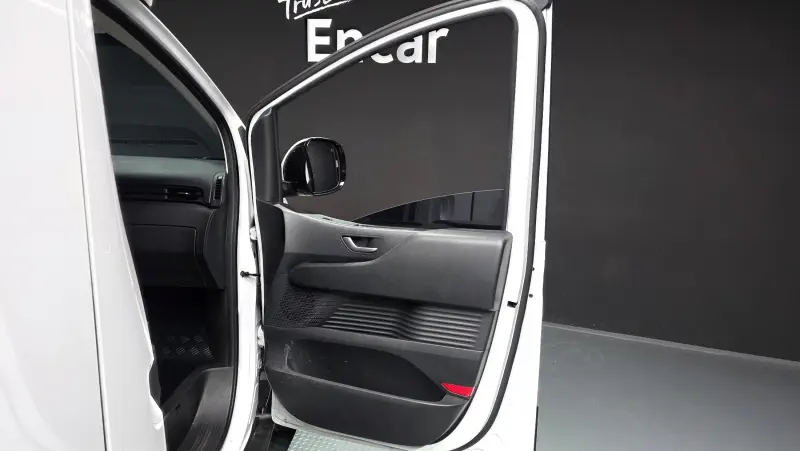 Hyundai ST1