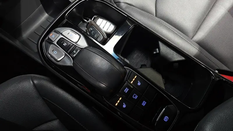 Hyundai Ioniq