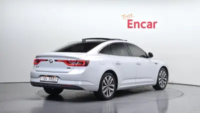 Renault SM6