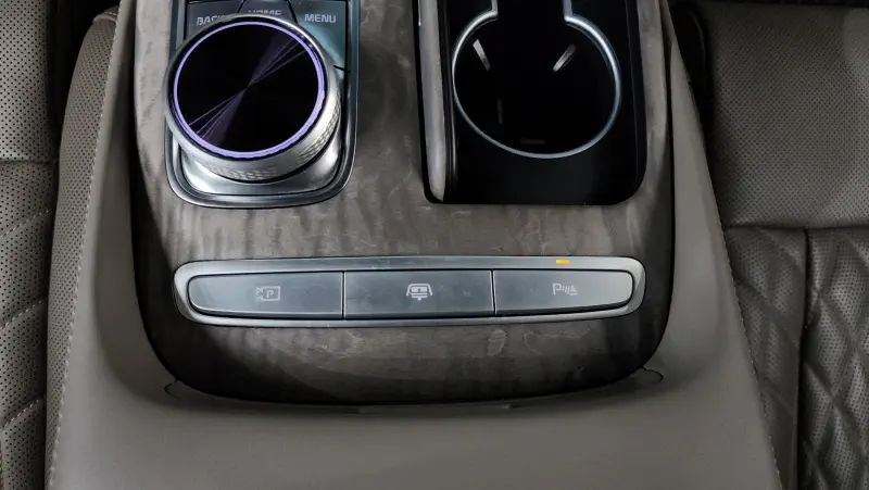 Kia K9