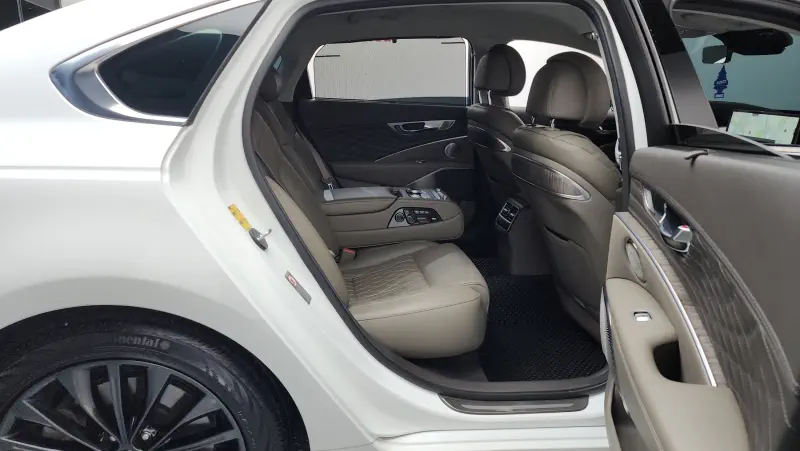 Kia K9