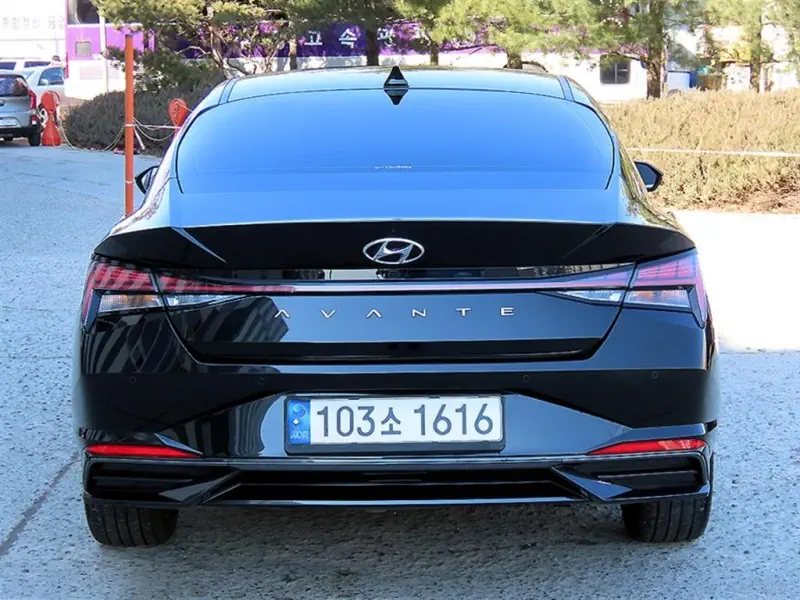 Hyundai AVANTE