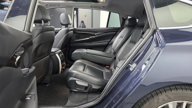BMW 5-Series Gran Turismo