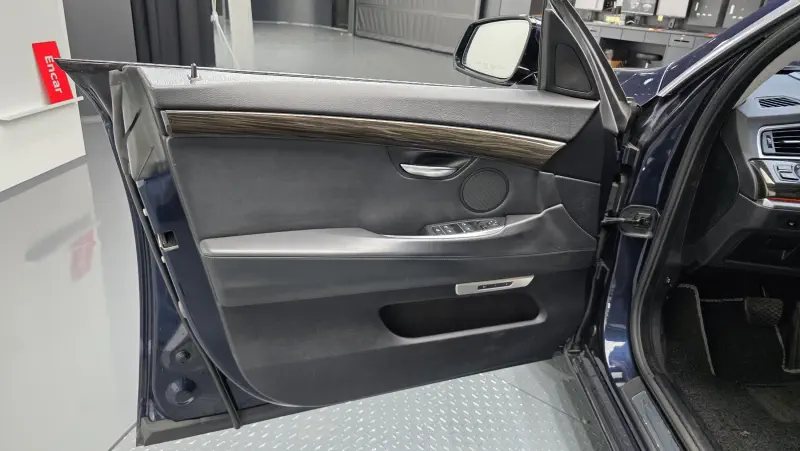 BMW 5-Series Gran Turismo