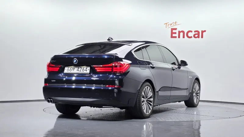 BMW 5-Series Gran Turismo
