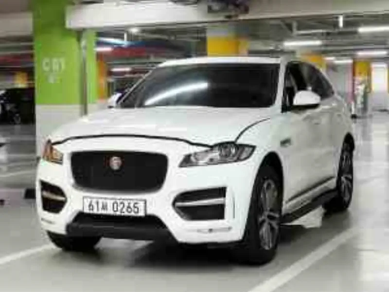Jaguar F-Pace