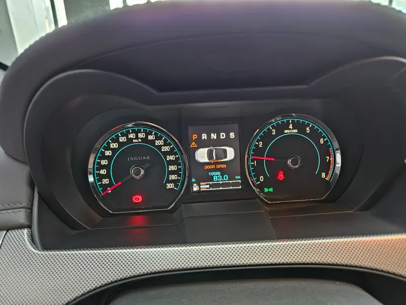 Jaguar XKR