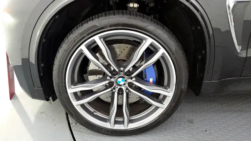 BMW X5M