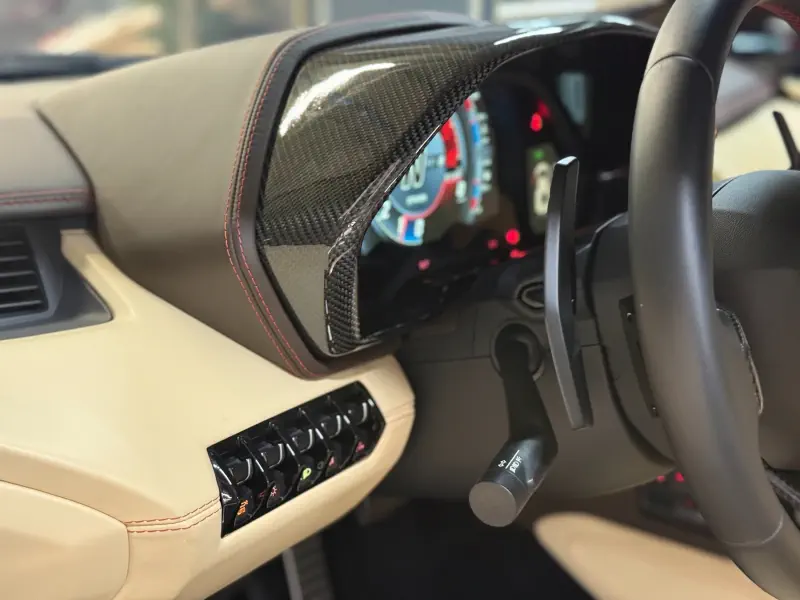 Lamborghini Aventador