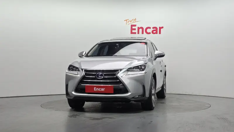 Lexus NX300h