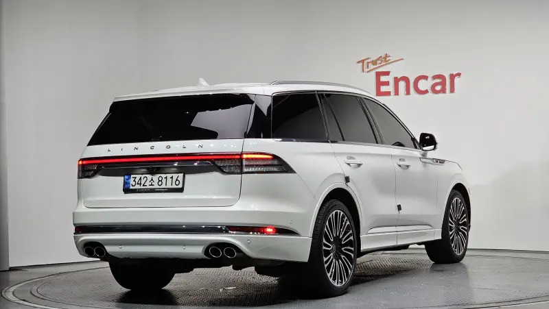 Lincoln Aviator