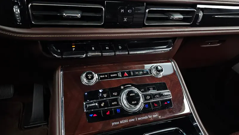 Lincoln Aviator