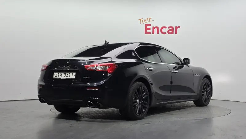 Maserati Ghibli