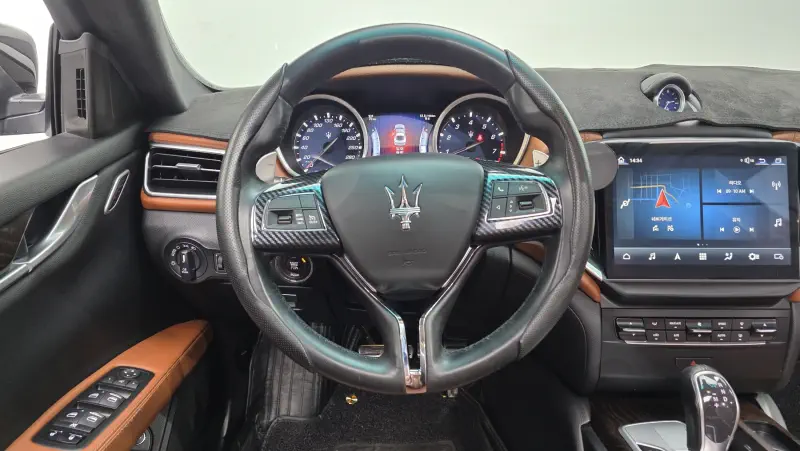 Maserati Ghibli