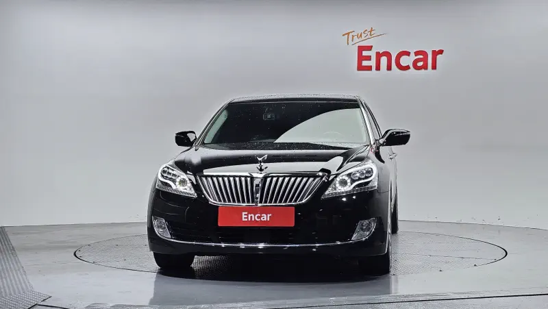Hyundai Equus