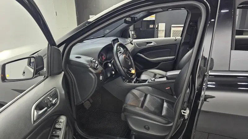 Mercedes-Benz B-Class