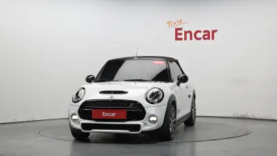 MINI Cooper Convertible