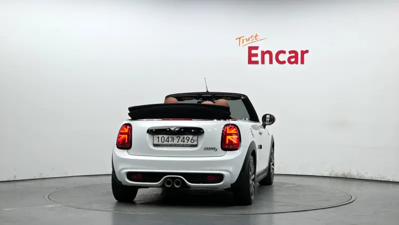MINI Cabrio