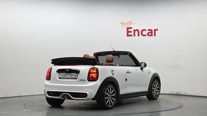 MINI Cabrio