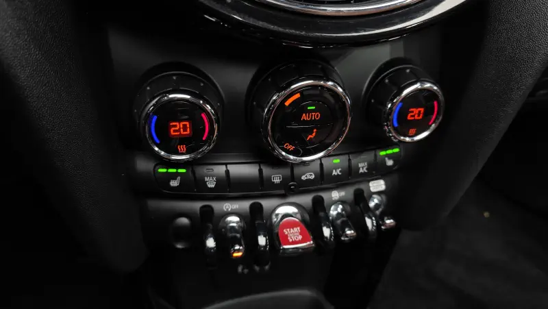 MINI Cabrio