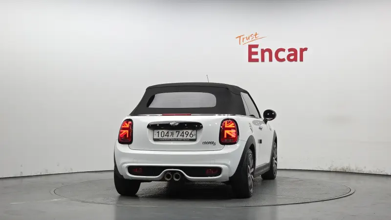 MINI Cabrio