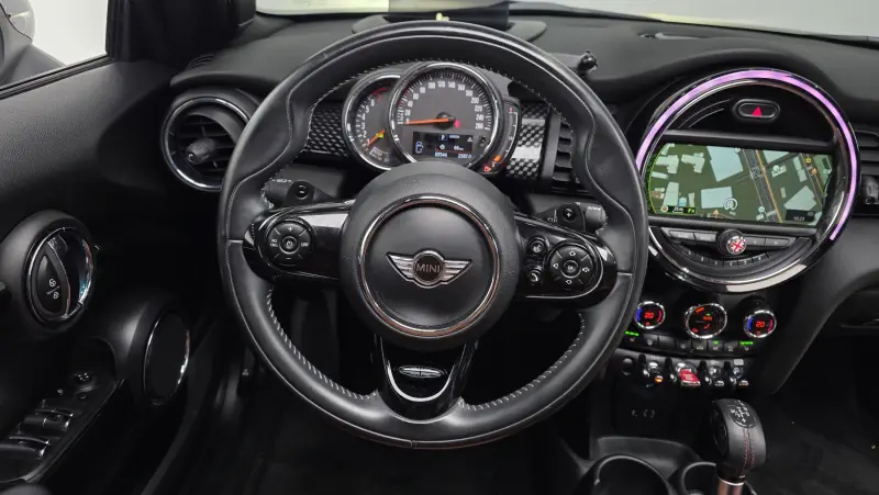 MINI Cabrio