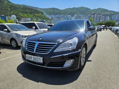 Hyundai Equus
