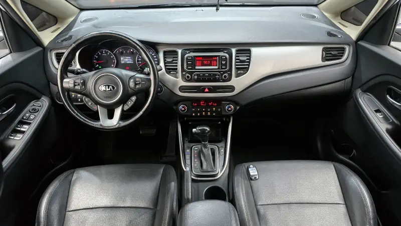 Kia Carens