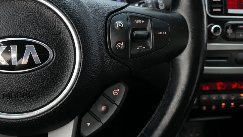 Kia Carens