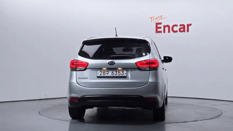 Kia Carens