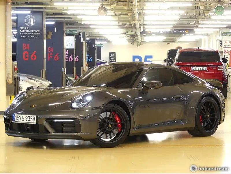 Porsche 911