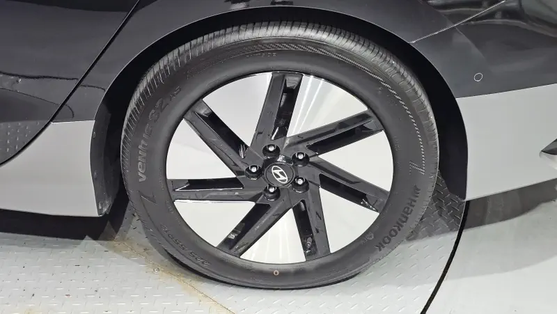Hyundai Ioniq 6