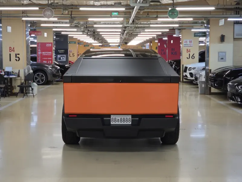 Tesla Cybertruck