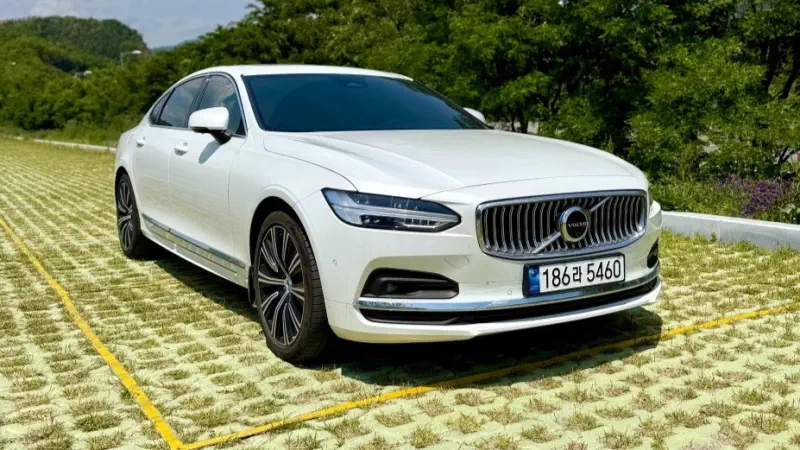 Volvo S90