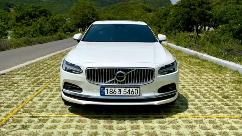 Volvo S90