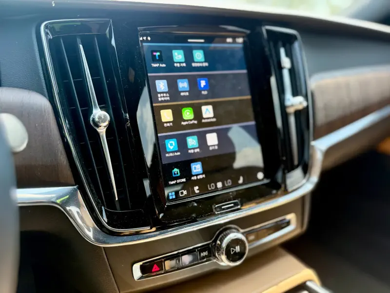 Volvo S90