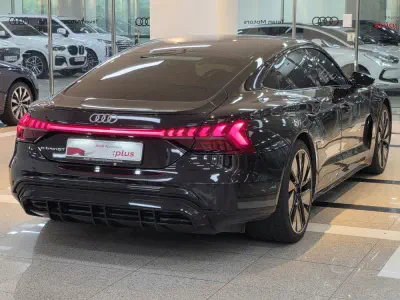 Audi e-tron GT